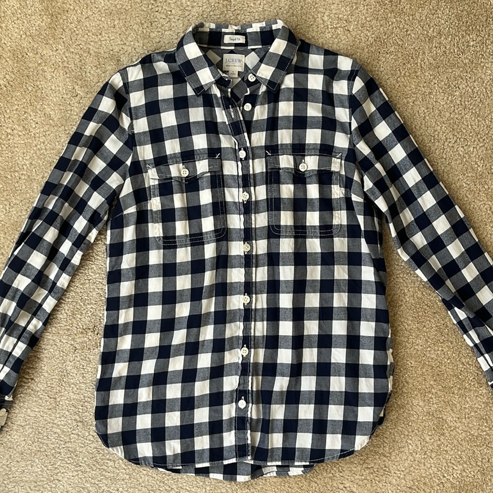 J. Crew Perfect Fit Button Up Navy Blue White Flannel in Size Small Petite